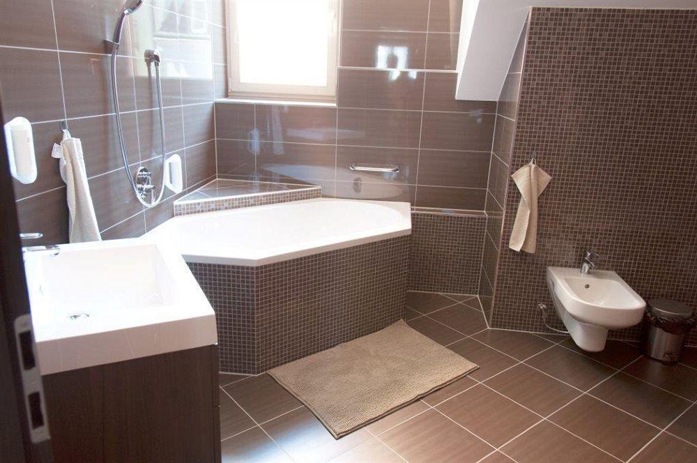 Apartmany Becherplatz Karlovy Vary Esterno foto